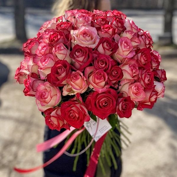зображення_viber_2025-02-19_16-13-56-379 Букет із 51 троянди Ол Стар