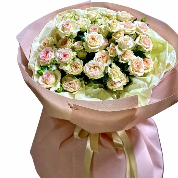 зображення_viber_2025-04-17_09-29-40-218 Букет із кущової троянди "Артеміда"