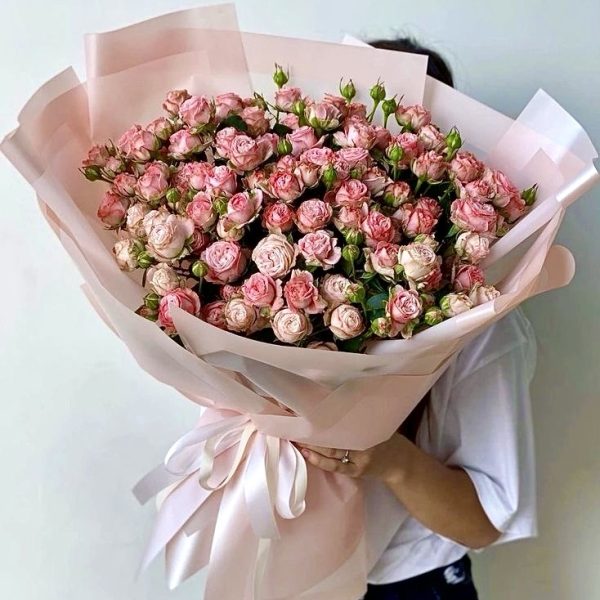 зображення_viber_2025-01-30_13-13-45-386 Букет із 35 рожевих кущових троянд