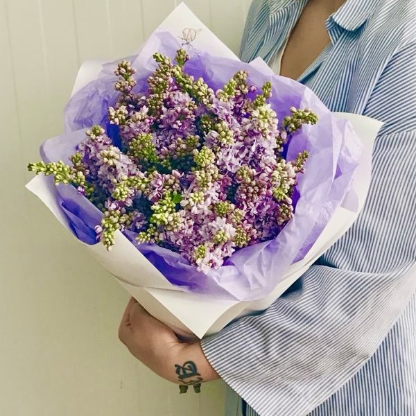 зображення_viber_2025-04-26_10-18-07-991 Букет з бузку "Магія"