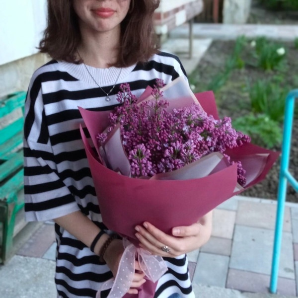 Букет з бузку