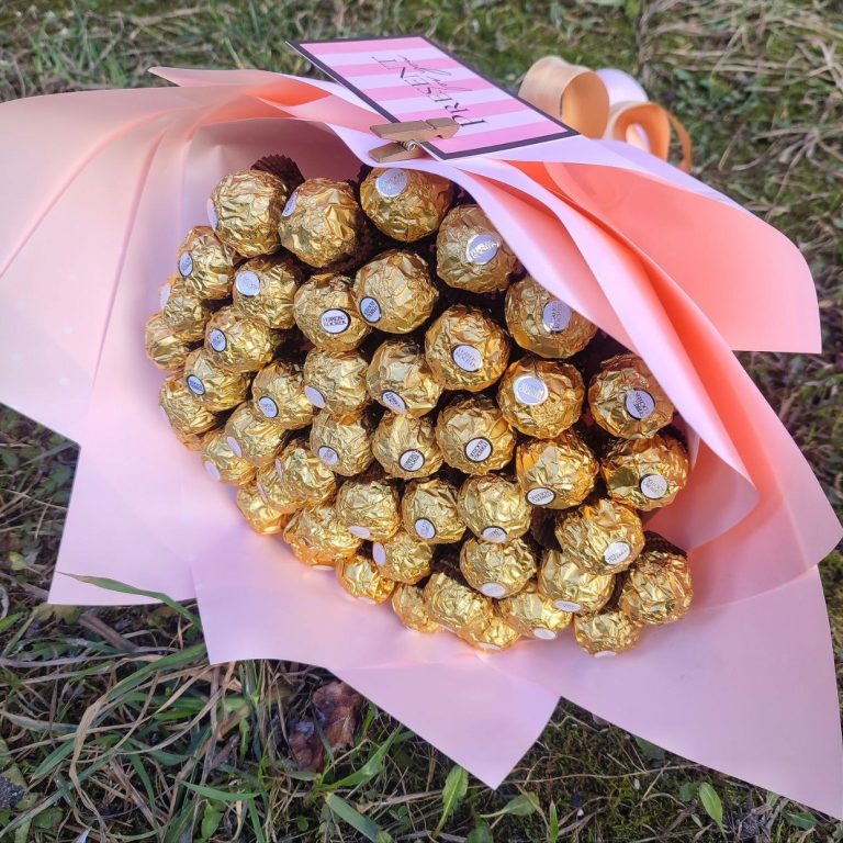 Солодкий букет із ferrero rocher
